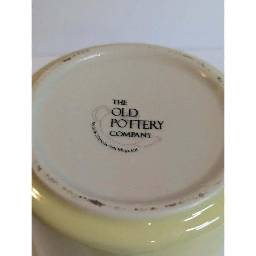 The Old Pottery Company‎ Bee Canister